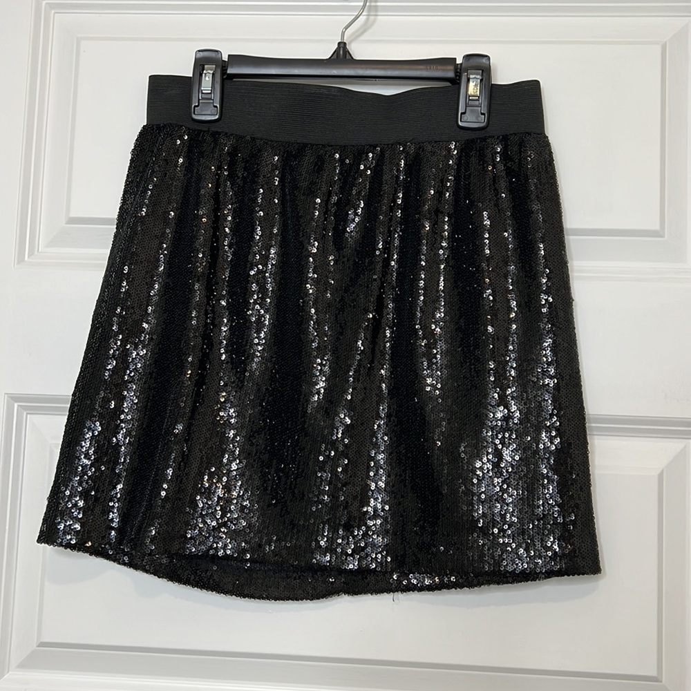 AQUA Black Sequin Mini Skirt Slip Type Lining Small